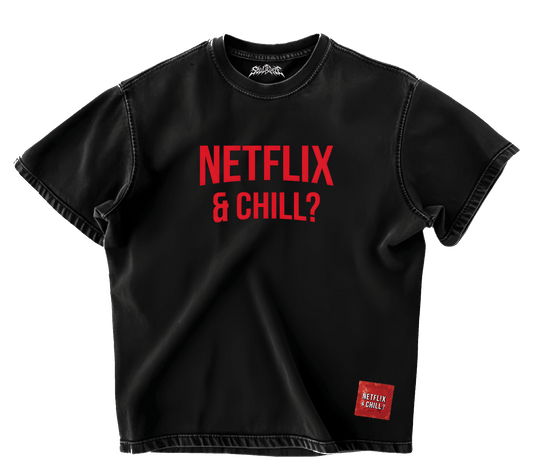 NETFLIX & CHILL OVERSIZED T-SHIRT
